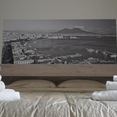 Donna Vicenza Bed & Breakfast Napoli Exterior foto