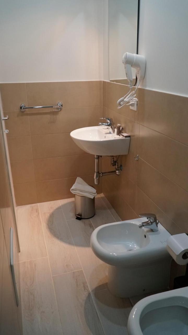 Donna Vicenza Bed & Breakfast Napoli Exterior foto