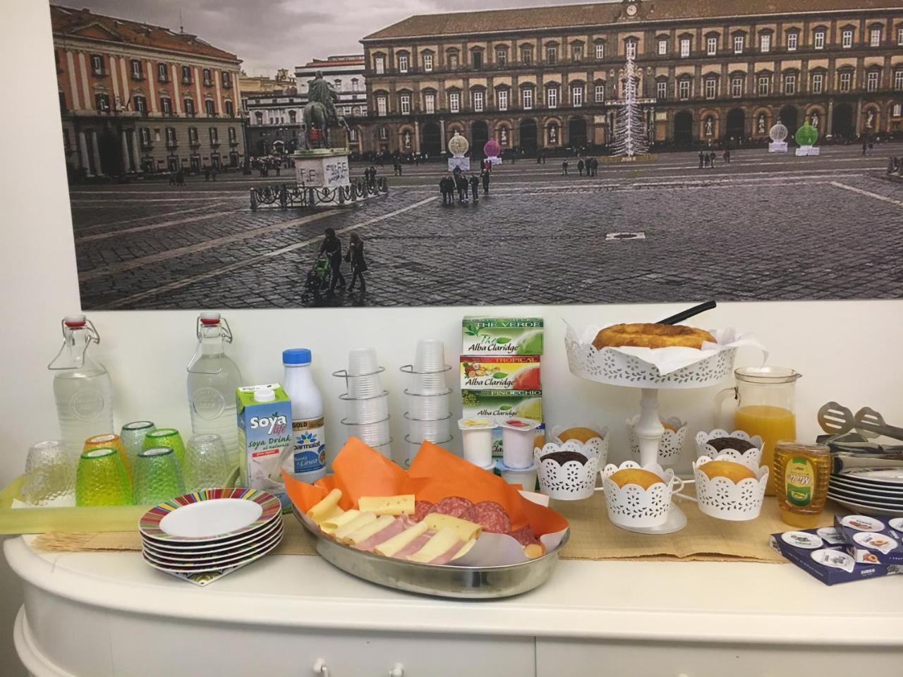 Donna Vicenza Bed & Breakfast Napoli Exterior foto