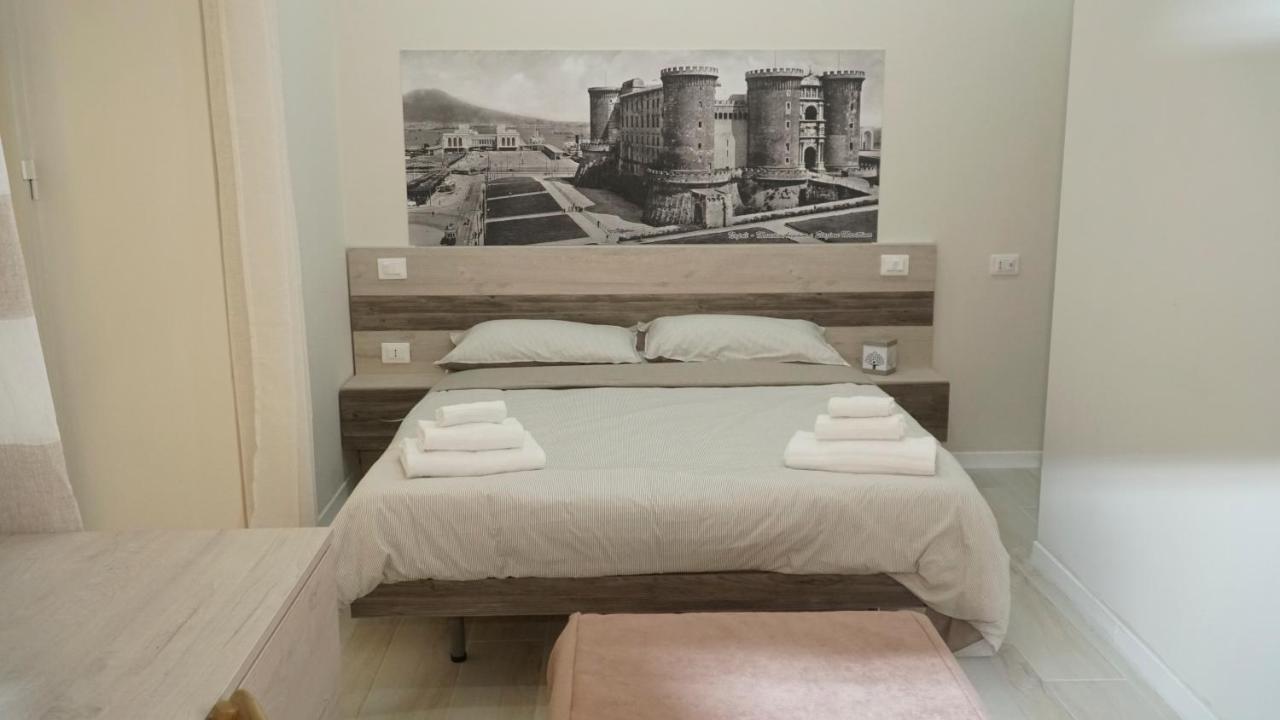 Donna Vicenza Bed & Breakfast Napoli Exterior foto